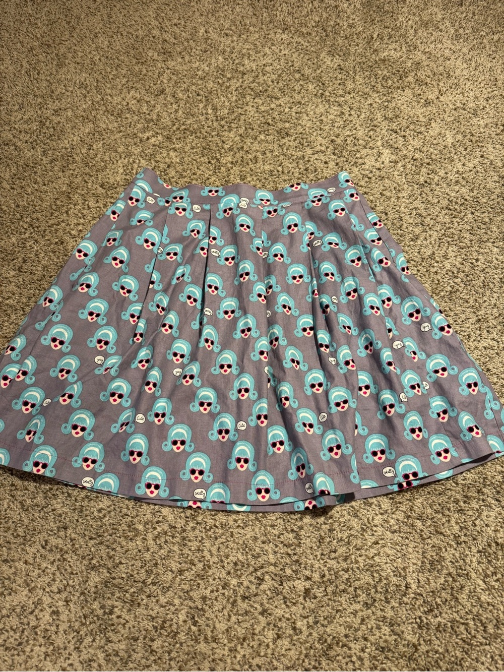Beebop & Wally Retro Gray Print Pleated A-Line Skirt - S